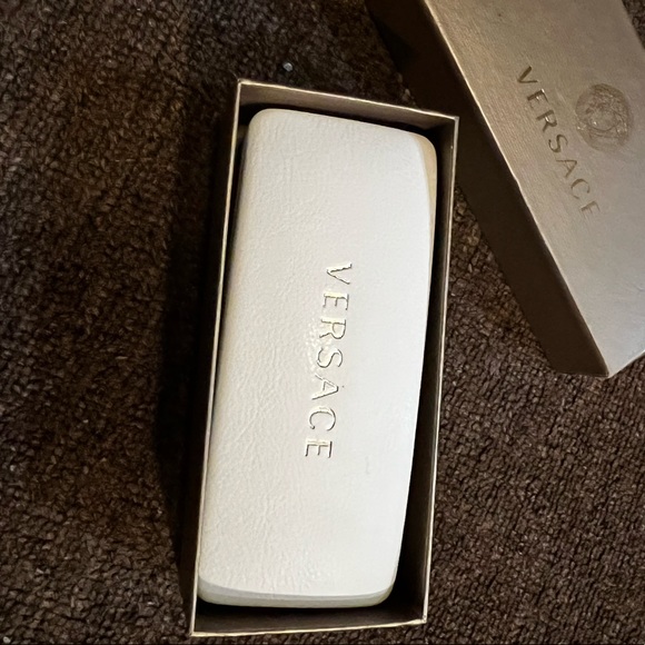 Unisex Versace Eyeglasses (No prescription) - Picture 4 of 8